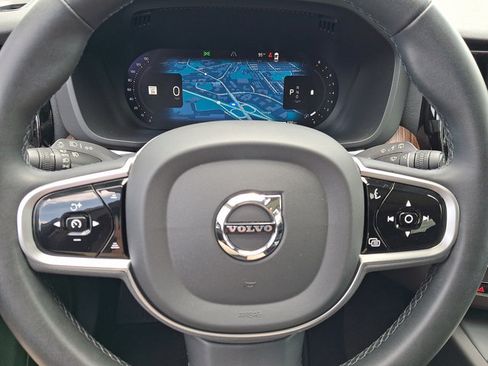 Used 2023 Volvo XC60 B5 Plus w/ Climate Package AWD/4WD image 22