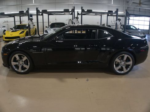 Used 2011 Chevrolet Camaro SS w/ RS Package RWD image 2