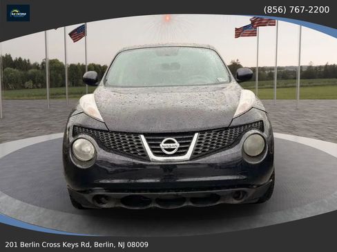 Used 2011 Nissan Juke SL w/ Sport Pkg image 2