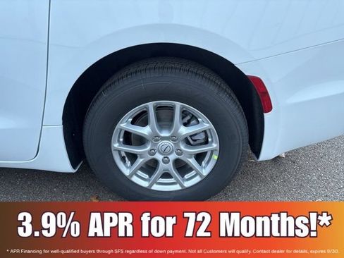 New 2026 Chrysler Pacifica Select FWD image 29