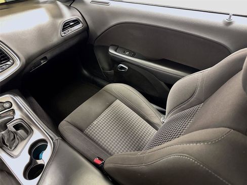 Used 2022 Dodge Challenger SXT w/ Blacktop Package image 22