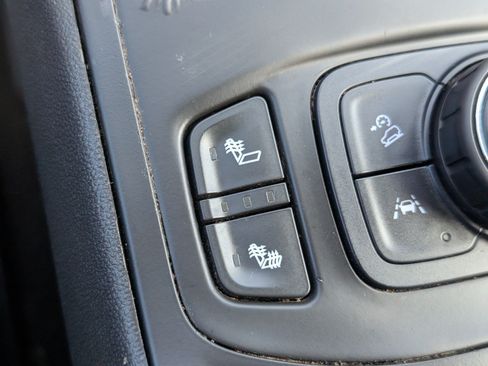Used 2021 GMC Terrain SLT w/ Infotainment Package II FWD image 26