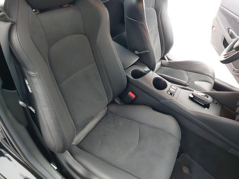Used 2024 Nissan Z Performance w/ Floor Mat Package image 11