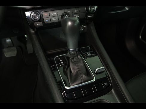 Used 2022 Jeep Compass Latitude image 27