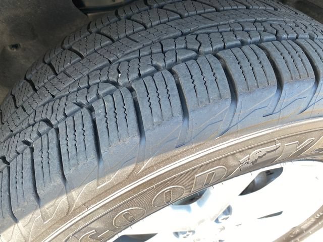 Used 2023 Jeep Grand Cherokee Limited AWD/4WD image 23