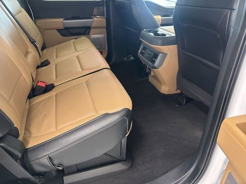 Used 2024 Ford F250 Lariat w/ Chrome Package image 32