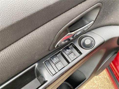 Used 2012 Chevrolet Cruze LT image 12
