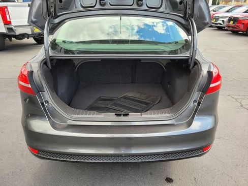Used 2018 Ford Focus S image 14