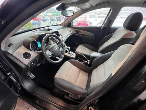 Used 2012 Chevrolet Cruze LS w/ Connectivity Package image 9
