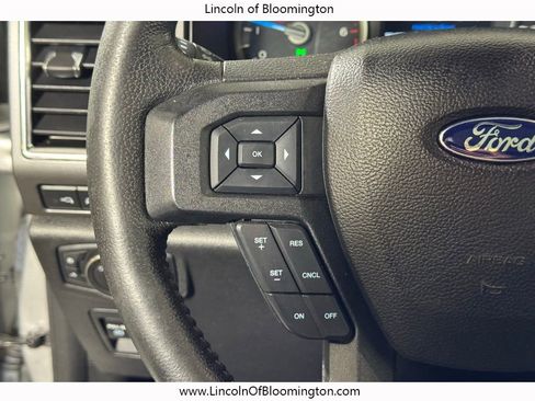 Used 2016 Ford F150 XLT w/ Equipment Group 302A Luxury AWD/4WD image 32