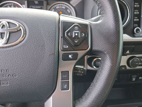 Used 2023 Toyota Tacoma SR5 RWD image 18
