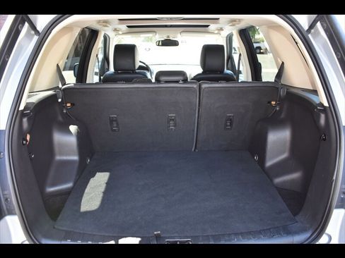 Used 2014 Land Rover LR2 AWD/4WD image 24