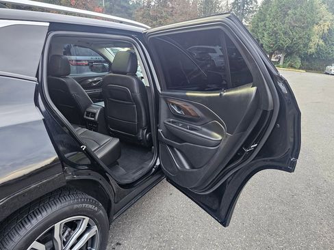 Used 2018 GMC Terrain Denali w/ Advanced Safety Package image 26