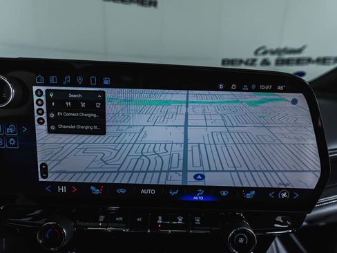 Used 2025 Chevrolet Blazer EV LT image 26