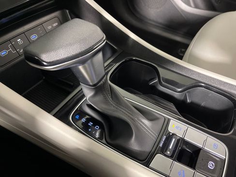Used 2025 Hyundai Tucson SEL FWD image 24