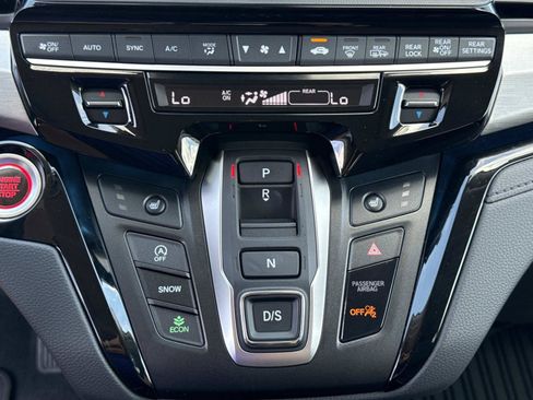 Used 2026 Honda Odyssey Touring image 26