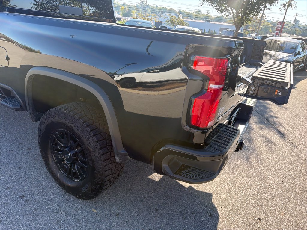 Used 2026 Chevrolet Silverado 2500 ZR2 AWD/4WD image 46