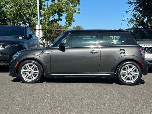 Used 2011 MINI Cooper S FWD image 2
