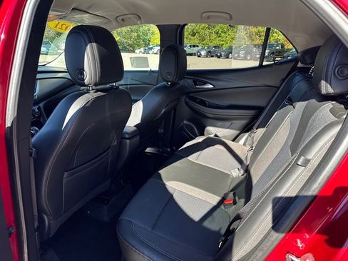 Used 2021 Buick Encore GX Select w/ Sport Touring Package image 18