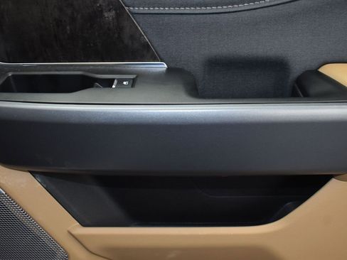 Used 2025 Ford F250 Lariat w/ Lariat Ultimate Package image 22