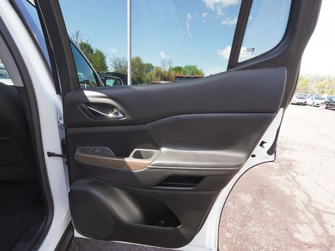 Used 2023 GMC Acadia SLE w/ Driver Convenience Package AWD/4WD image 10