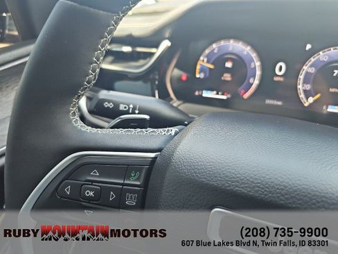 Used 2023 Jeep Grand Cherokee Limited w/ Luxury Tech Group II AWD/4WD image 23