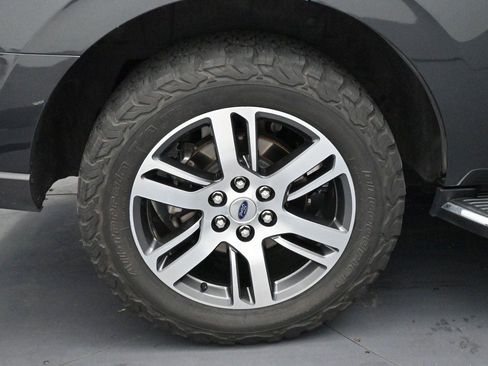 Used 2022 Ford Expedition Limited AWD/4WD image 41
