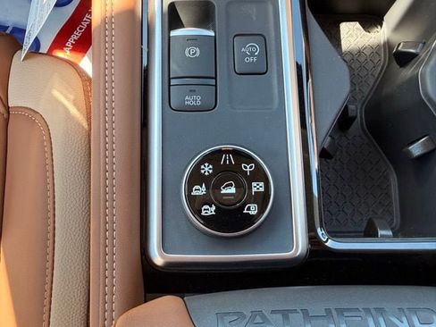 New 2026 Nissan Pathfinder Platinum w/ Cargo Package image 31