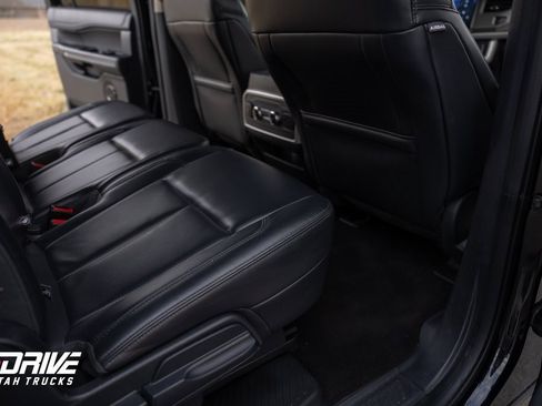 Used 2023 Ford Expedition Max XLT image 14