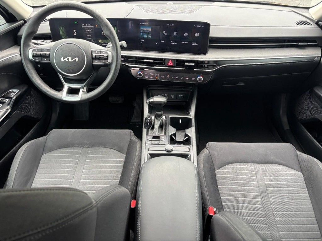 Used 2025 Kia K5 LXS FWD image 11