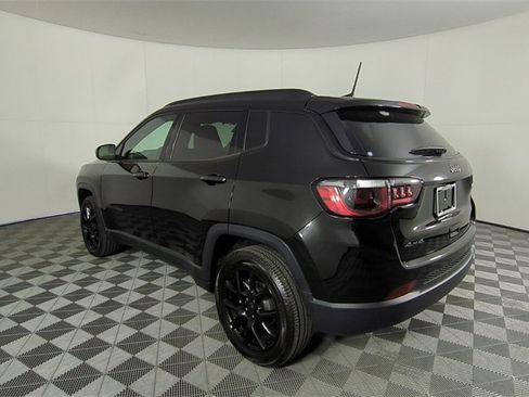 New 2026 Jeep Compass Latitude image 7