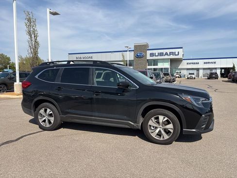 Used 2025 Subaru Ascent Premium image 1