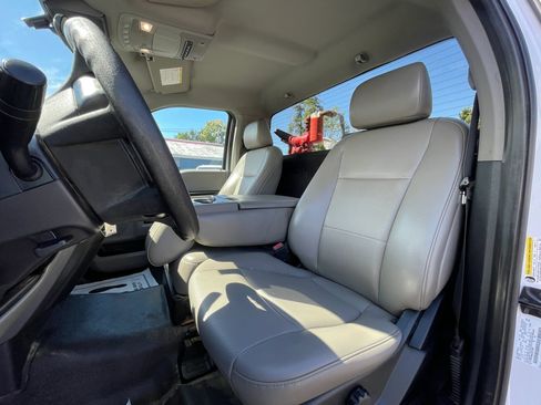 Used 2020 Ford F250 XL w/ Power Equipment Group AWD/4WD image 10