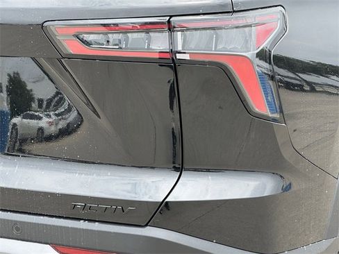 New 2026 Chevrolet Equinox ACTIV w/ Convenience Package III image 7