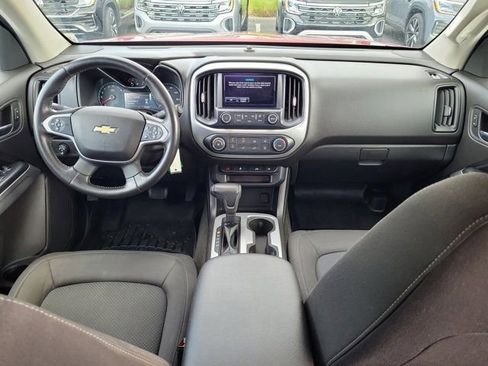Used 2016 Chevrolet Colorado LT w/ LT Convenience Package AWD/4WD image 2