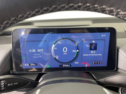 Used 2025 Honda Prologue Touring image 5