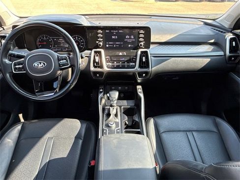 Used 2021 Kia Sorento S w/ Panoramic Sunroof Package image 12