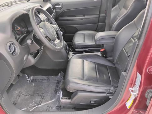 Used 2017 Jeep Patriot High Altitude image 12