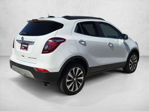 Used 2022 Buick Encore Preferred w/ Safety Package FWD image 5