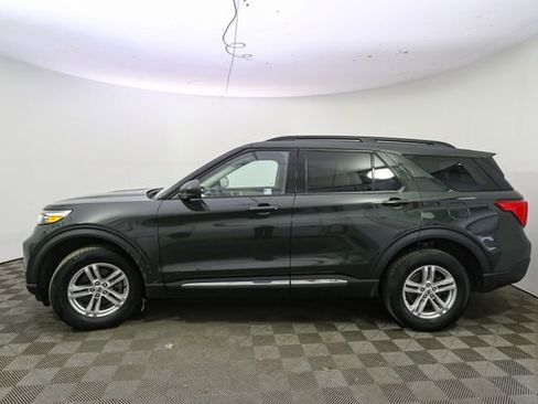Used 2023 Ford Explorer XLT w/ Equipment Group 202A AWD/4WD image 6