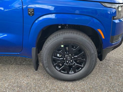 New 2026 Nissan Frontier SV w/ SV Convenience Package RWD image 3