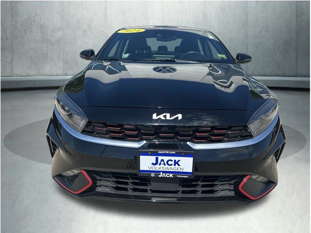 Used 2024 Kia Forte GT-Line w/ GT-Line Premium Package FWD image 11