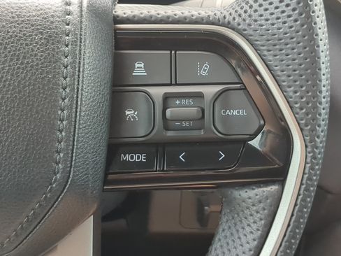 Used 2024 Toyota Tundra Limited AWD/4WD image 24