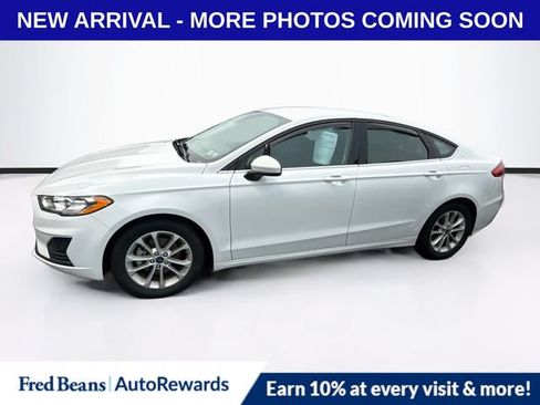 Used 2019 Ford Fusion SE FWD image 4