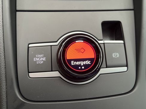 New 2026 Volkswagen Tiguan SE image 29