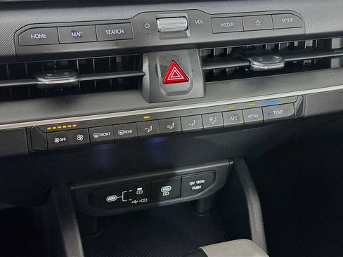 Used 2025 Kia K4 FWD image 24