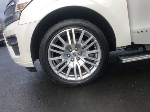 Used 2024 Ford Expedition Max Platinum image 28