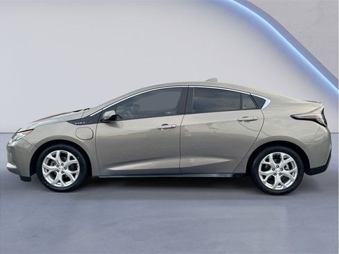 Used 2017 Chevrolet Volt Premier w/ Driver Confidence II Package image 3