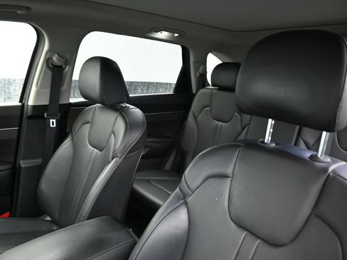 Certified 2023 Kia Sorento S w/ Panoramic Sunroof Package AWD/4WD image 14