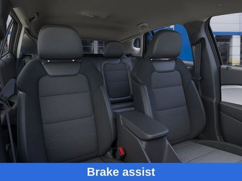 New 2026 Chevrolet Trax LT image 17